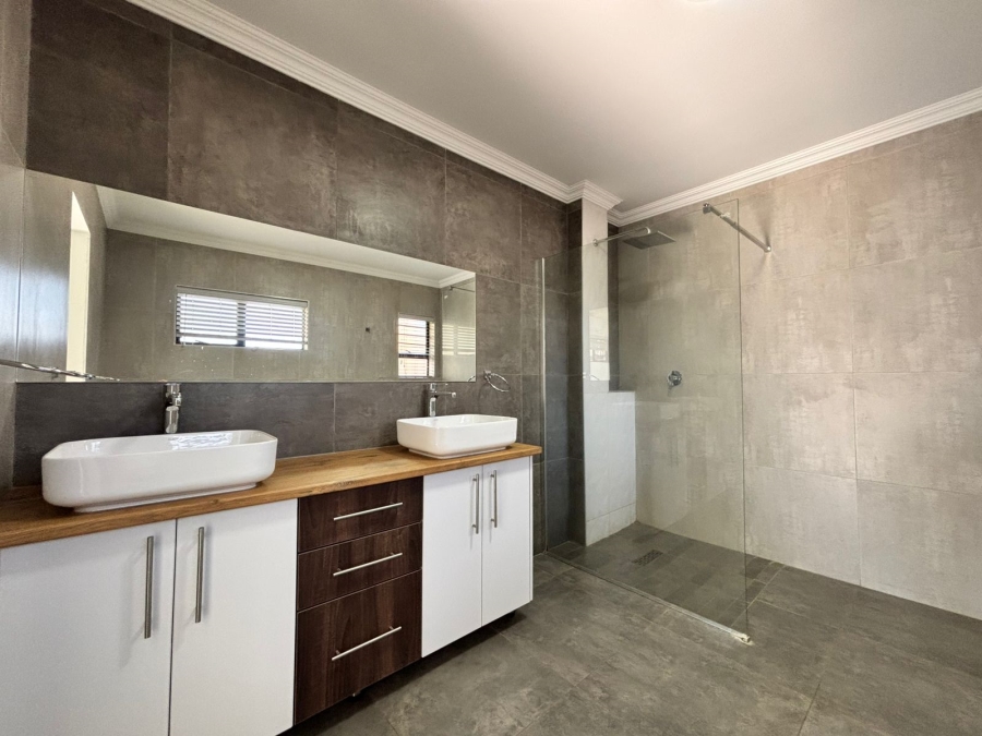 To Let 3 Bedroom Property for Rent in Waterberry Estate North West